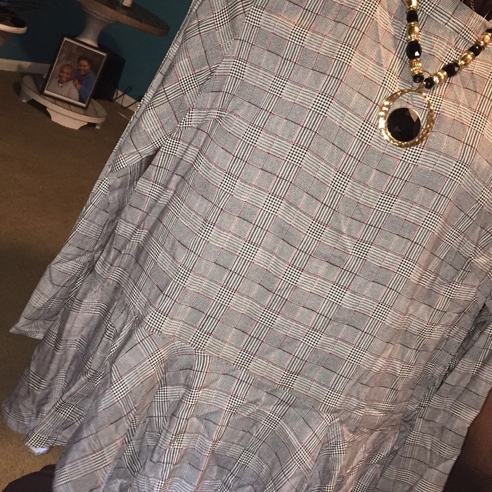 Blouse - Picture 2 of 6